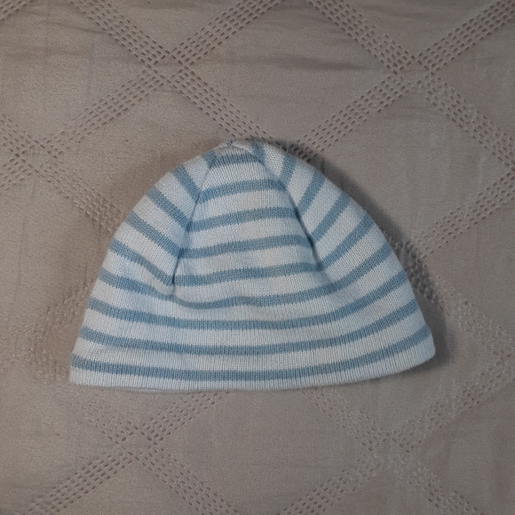 Hat - Picture 1 of 2